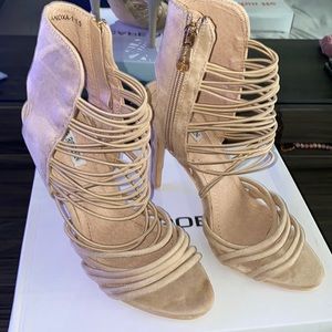 Nude Heels!!